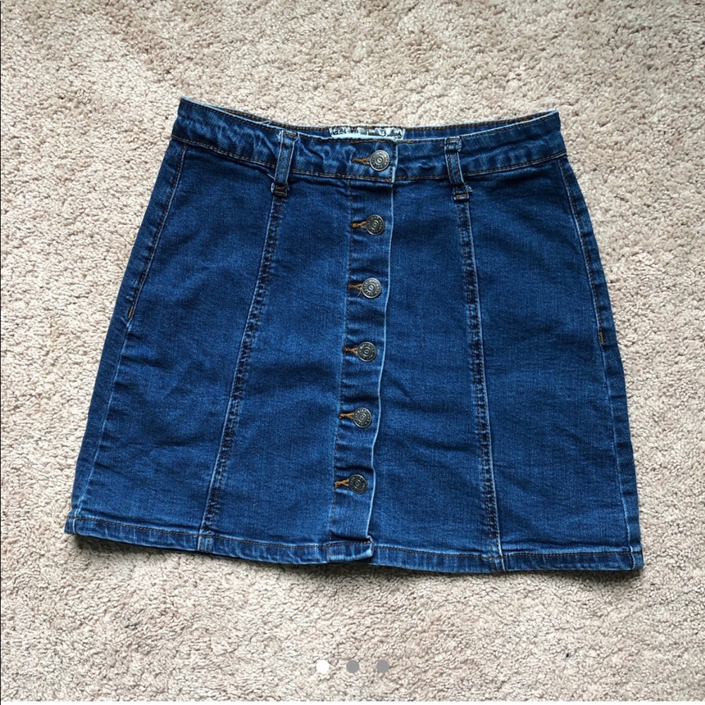 Hot Kiss: Skylar Denim Skirt